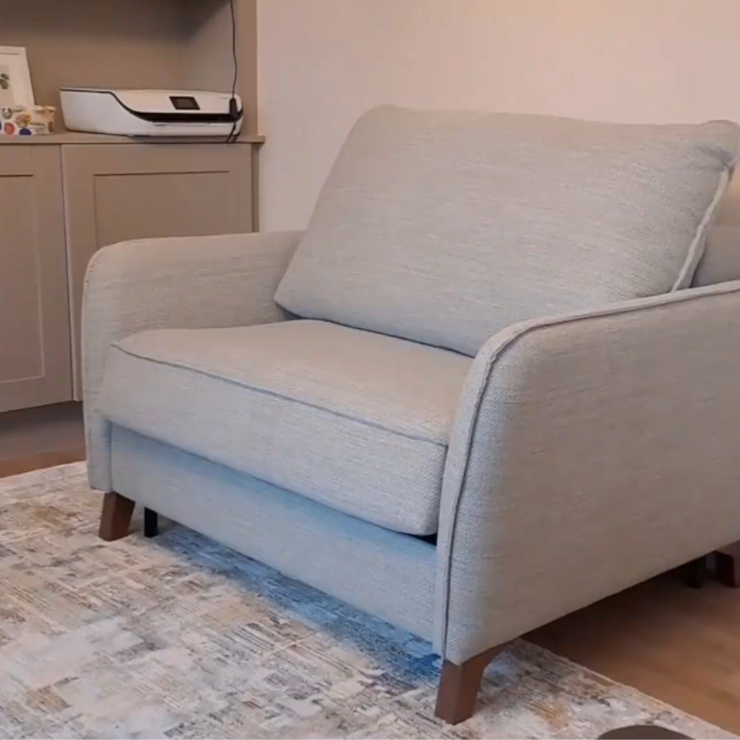 Greg – Bäddsoffa med Mjuk Rygg