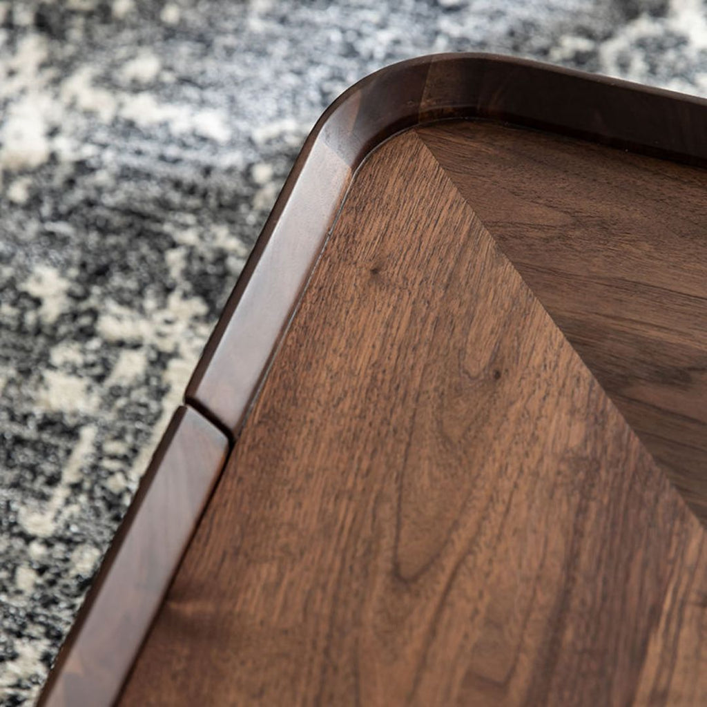Veda – Geometriskt Soffbord i Massiv Valnöt