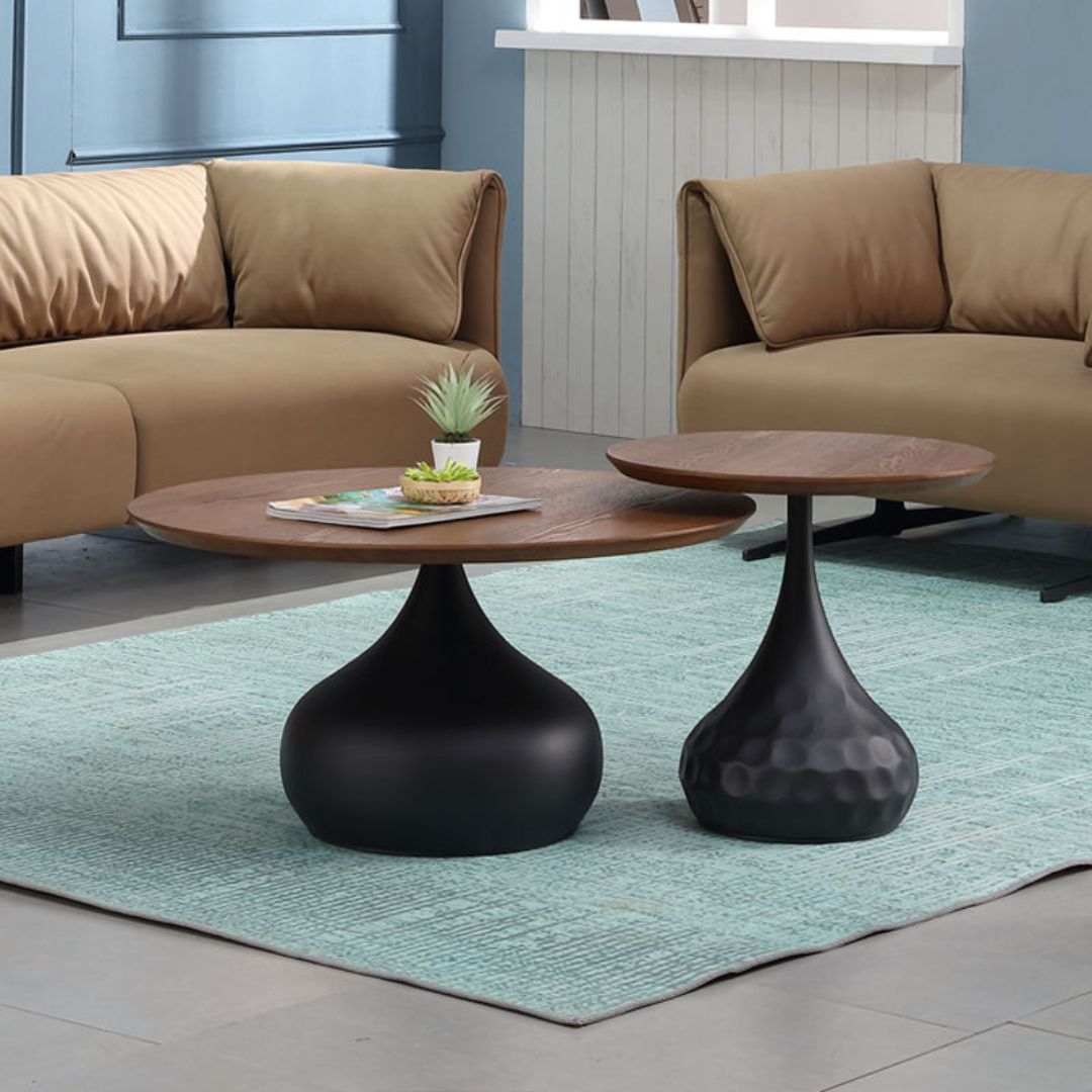 Aura – Skulpturalt Soffbord i Naturträ